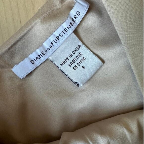 Elegant and timeless Diane von Furstenberg sleeveless bodycon dres - Picture 5 of 8